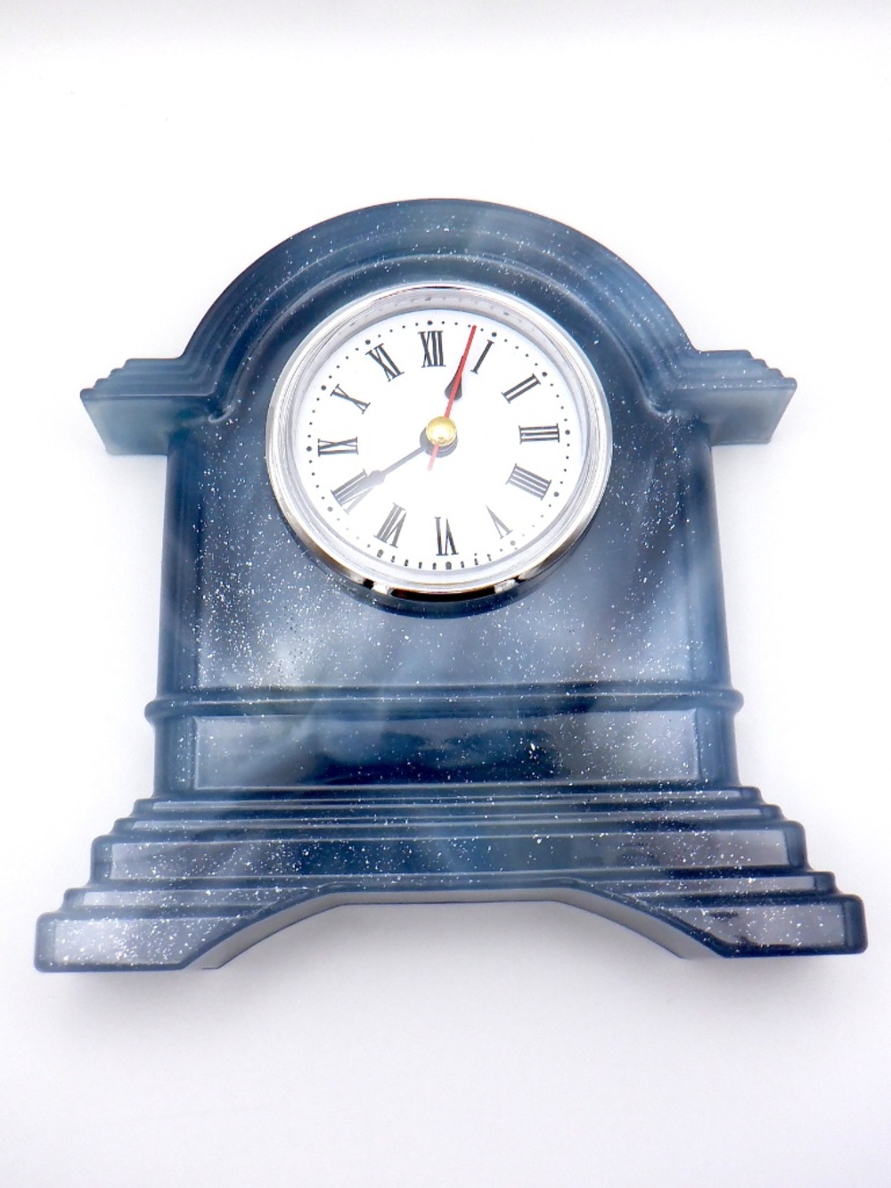 Handmade Resin Clock - Picture 5 of 12